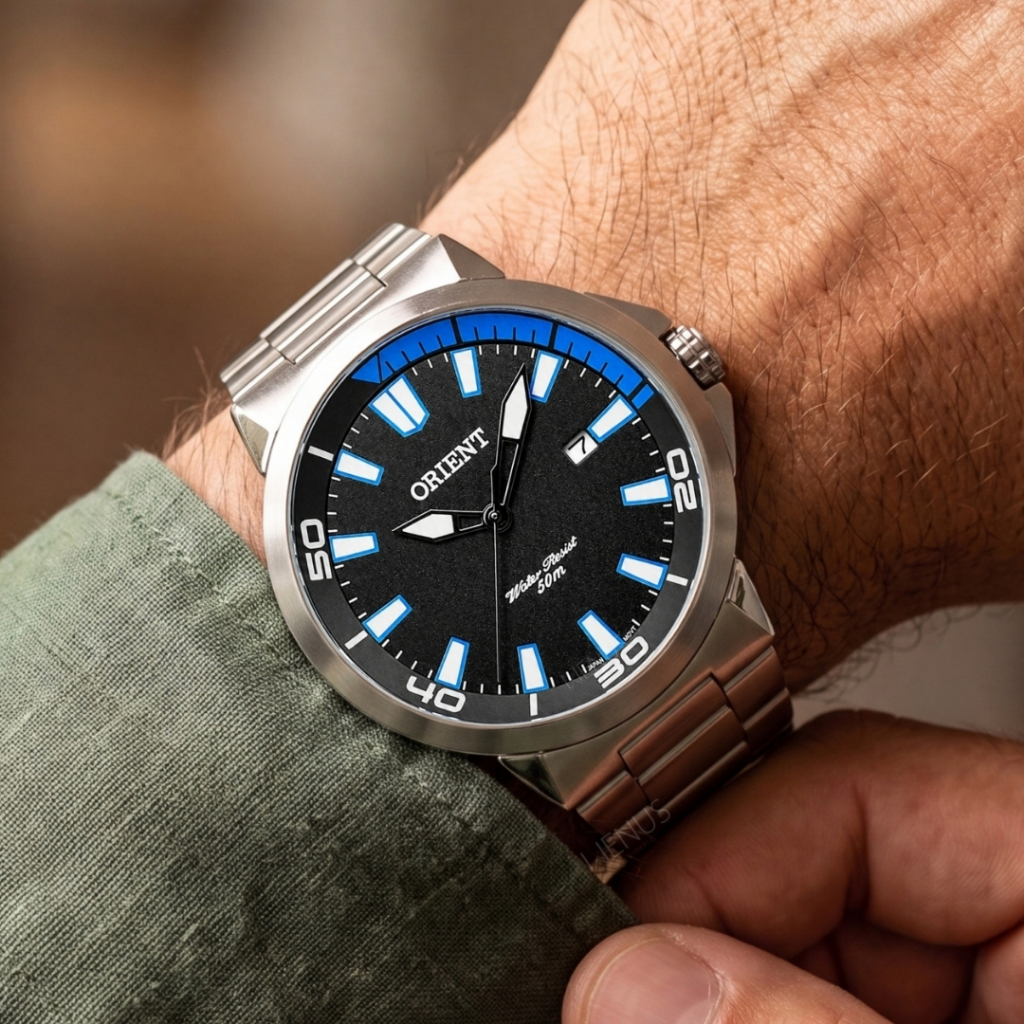 Relógio Orient Masculino De Pulso Prateado Casual Em Aço Inox Quartz Data Brilha No Escuro Prova D'água 5 ATM Original