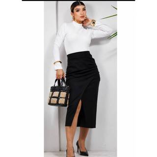 Saia Traspada Elegante De Couro
