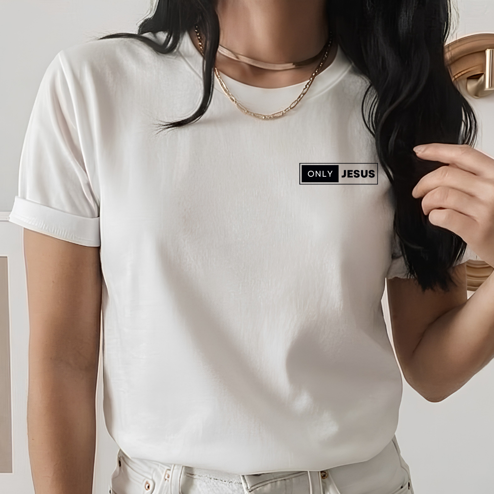 Camiseta Feminina Clássica Oversized Estampa ONLY JESUS Camisa Estilo Gospel Cristã 100% Algodão Uso Diário