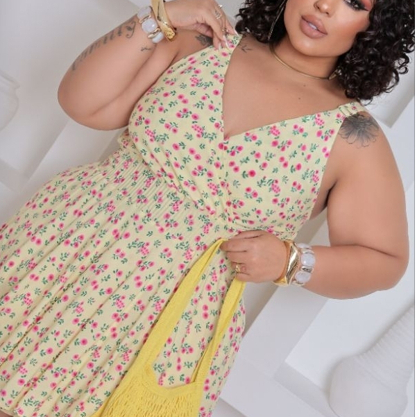 Macaquinho Plus Size Feminino Shorts Saia Festa Elegante Caimento impecável Alça Regulável "Princesa"/Gigi de Luxo