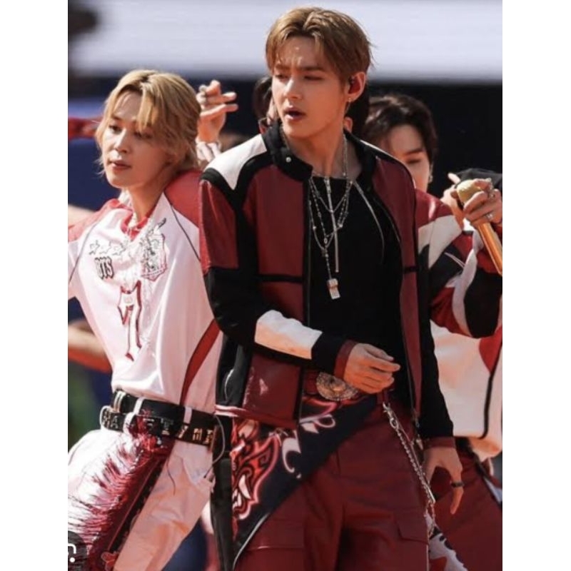 Bandana/Lenço Taehyung BTS ARIRANG TOUR V Exclusiva FIFA World Cup 2026 — imagem 2 de 2
