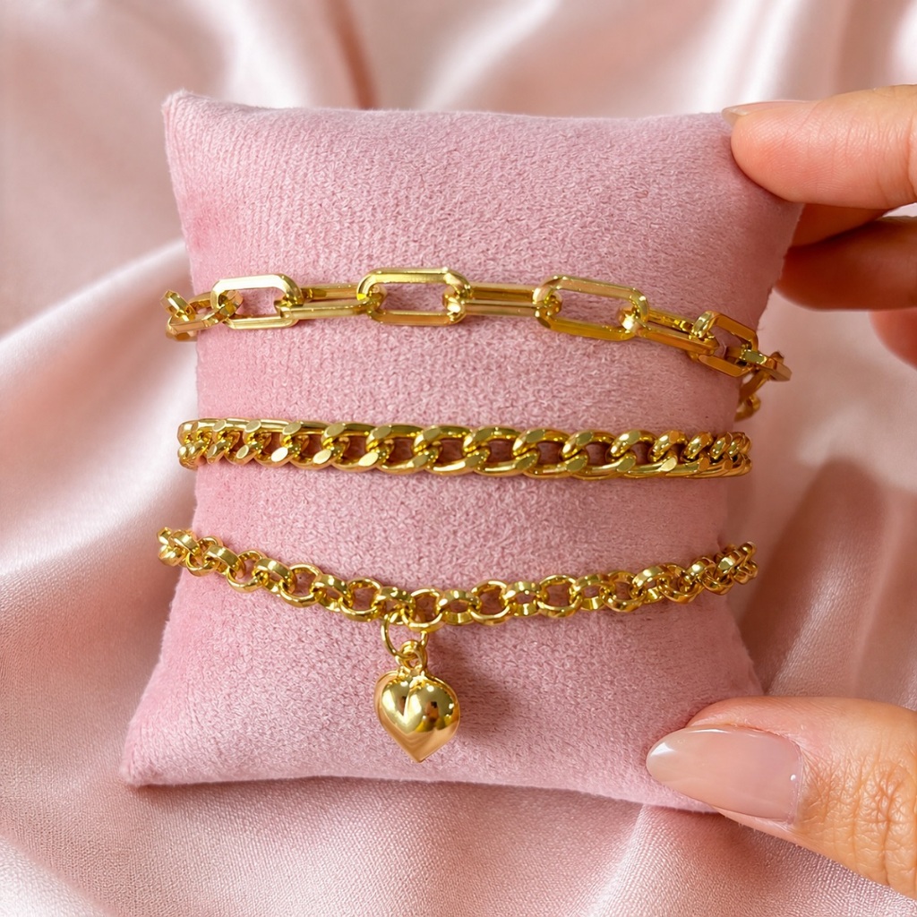 Kit Conjunto 3 Pulseiras Femininas Berloque Coração Folheado A Ouro
