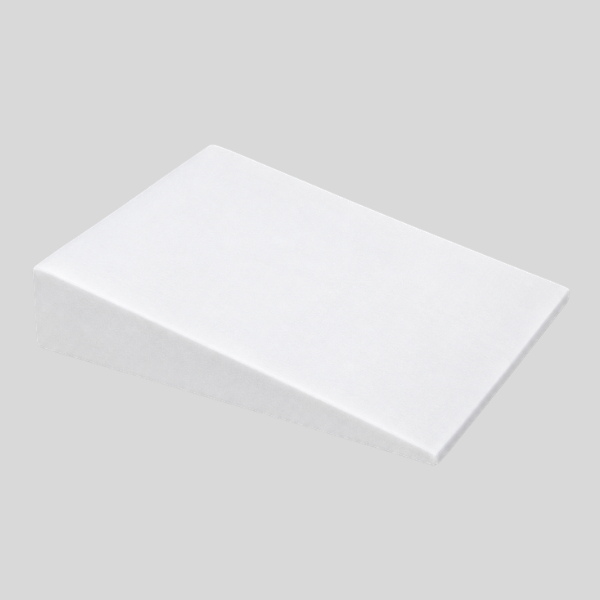 Travesseiro Triangular Rampa Cunha Anti-refluxo Adulto 70x70x15cm Ortopédico Com Capa Branca