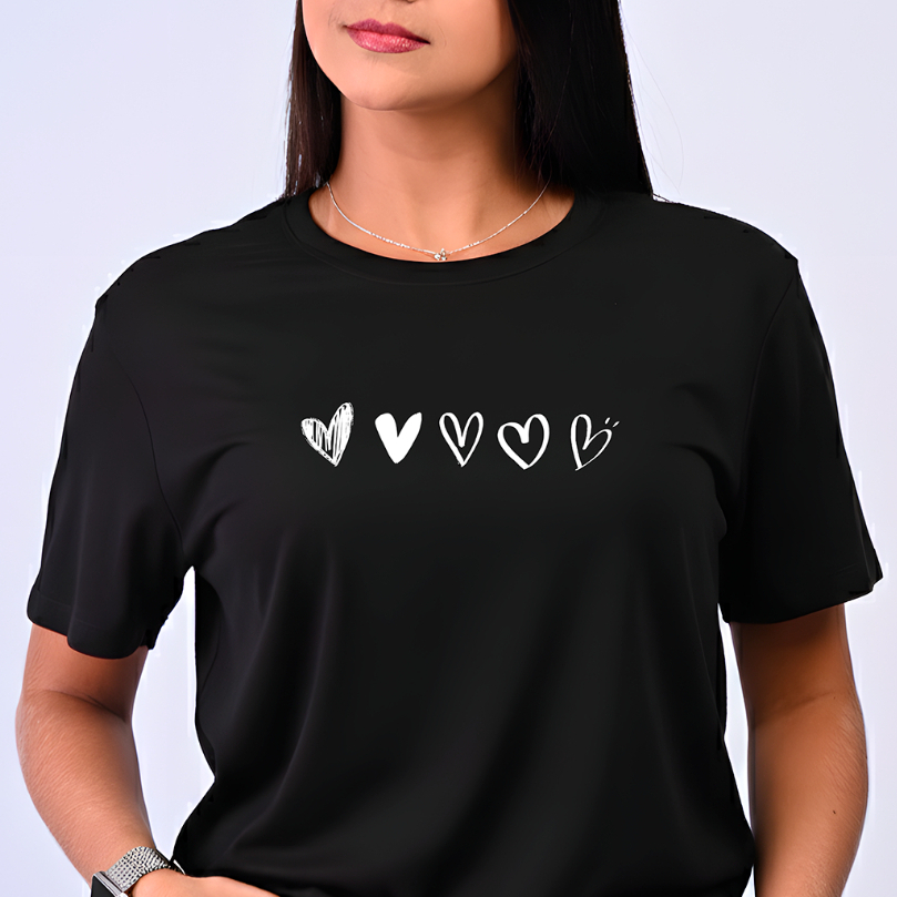 Camiseta Feminina T-shirt Estampada Corações - Algodão Premium Fio 30.1 - Casual Básica Estilosa