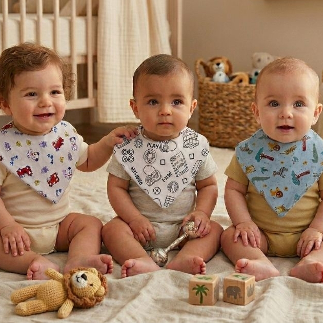 Kit 3 Babadores Impermeáveis Bandana para bebê Menina Menino