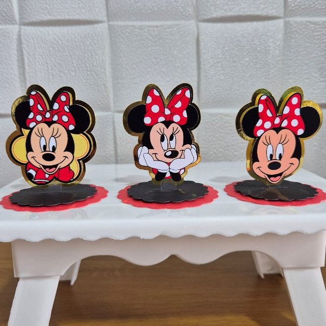 Tags aplique 3D em pé Minnie vermelha - lamicote metalizado dourado lembrancinhas personalizadas