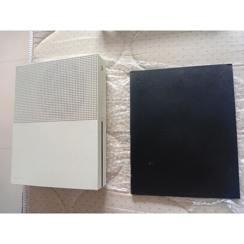 Carcaça de plástico e metal do xbox one s