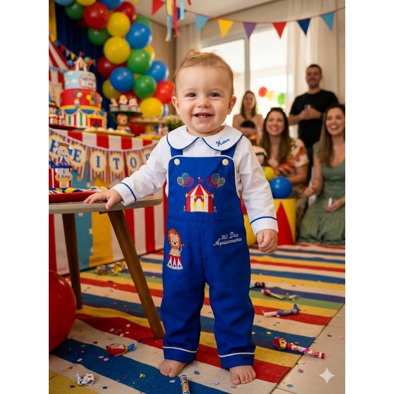 Conjunto Jardineira e Camisa Personalizada  Bordada bebê aniversário temática