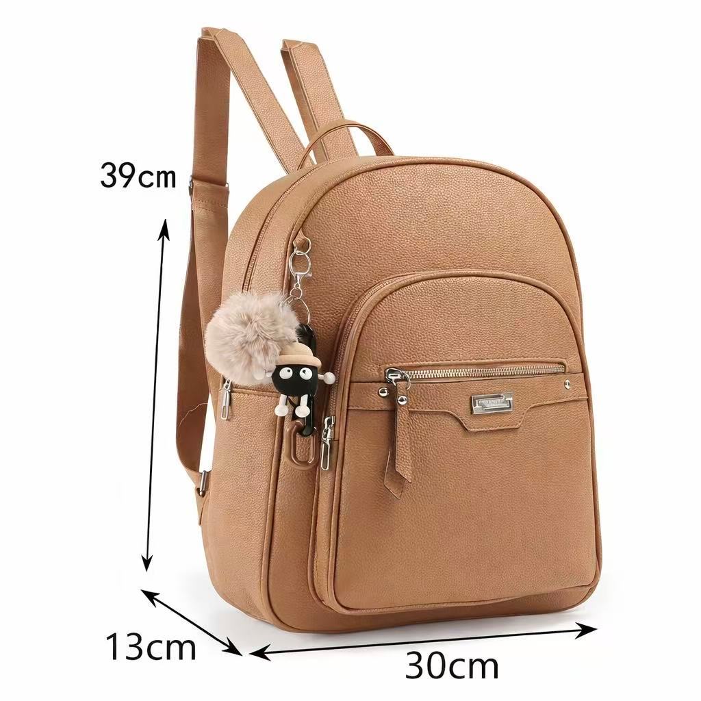 Mochila Feminina 39cm Couro Sintético Com Chaveiro Elegante Fashion Chique em Oferta na Shopee