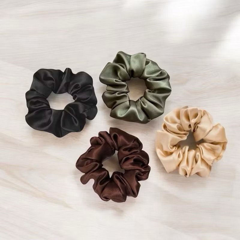 Kit 4 Xuxinha de Cetim, Scrunchie de cabelo antifrizz, Xuxa, acessório, rabicó, laço, marrom, coloridas