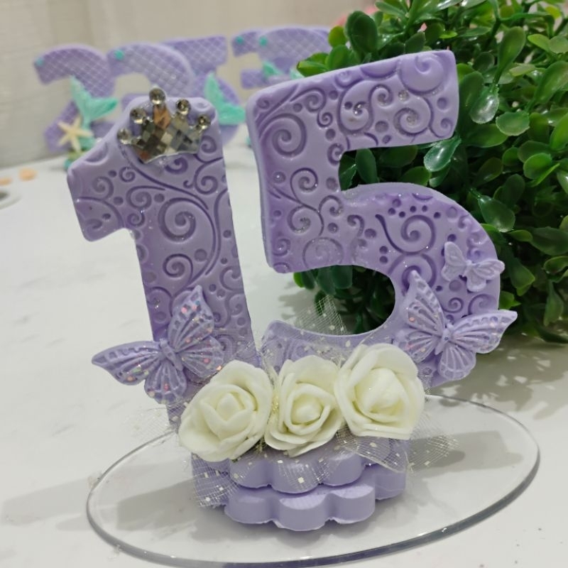 Vela 15 anos em Biscuit/ Vela Debutante/ Vela 15 anos (Novos modelos)