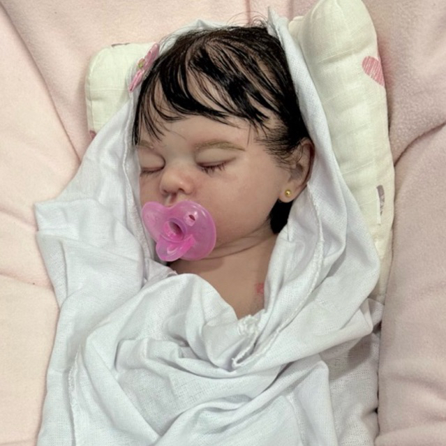 Bebê Reborn silicone sólido 48 cm toma banho verdade menina realista