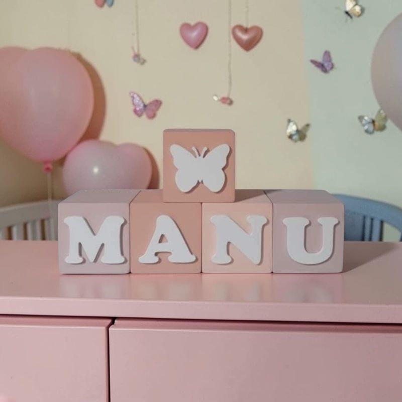 Enfeite cubos tons nude adorno infantil decoração de festa infantil mdf