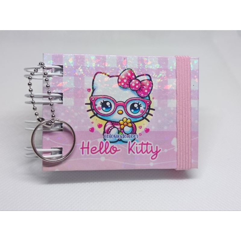 Chaveiro Hello Kitty - Mini Livro de Colorir - 7,5/5,5 cm e Capa Dura com 50 Folhas 150g