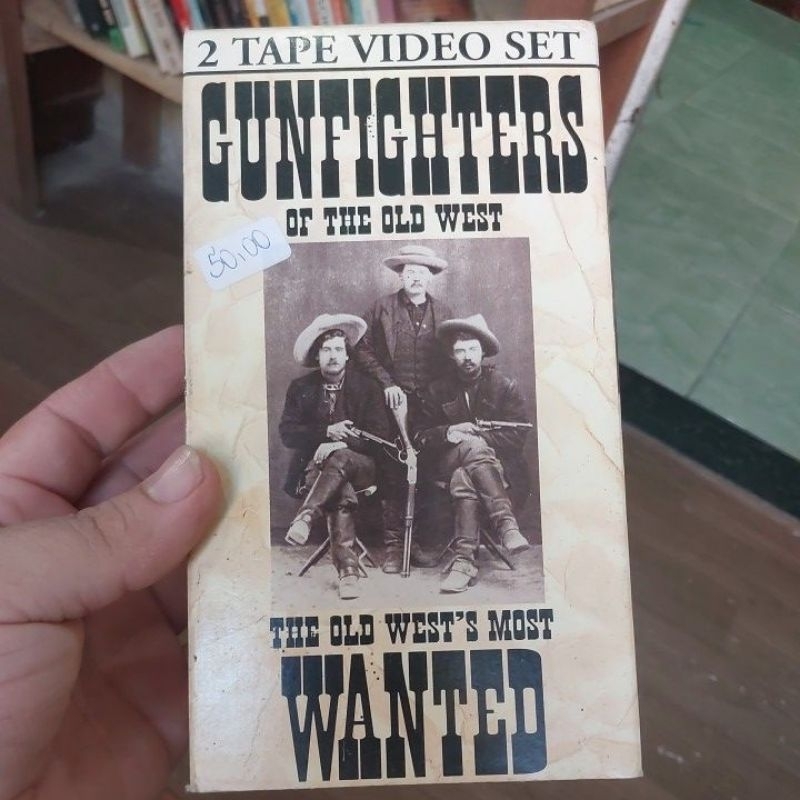 Fita VHS Duplo Gunfighters of the Old West - Original Usado