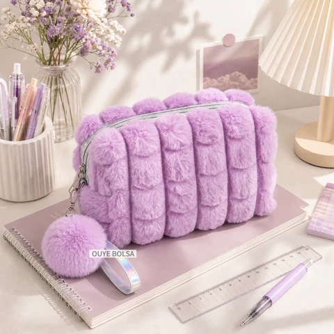 Necessaire de Pelúcia Feminina com Pompom Bolsa de Maquiagem Grande Capacidade