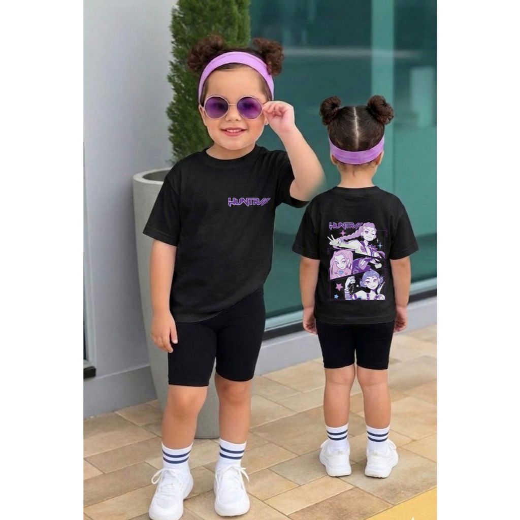 Camiseta Clássica Infantil Feminina Anime Preto e Branco Moda Kids Estampa Confortavel Casual