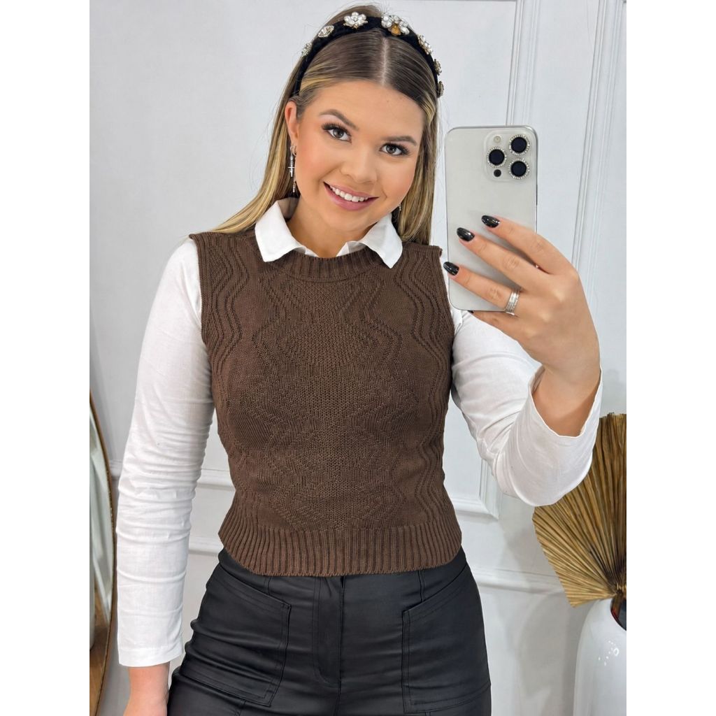 Colete Blusa Feminina Estilosa Cropped Tricot Modal AMÉLIA Trama Roupas Femininas Conforto Versátil