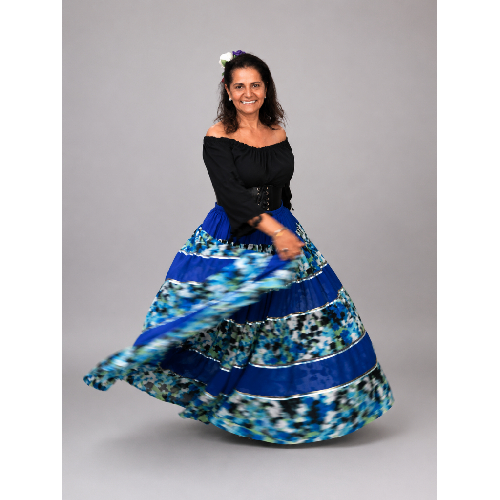 Saia Longa Cigana Modelo Patchwork com 12 metros de roda Dança Cigana Carimbó Umbanda Cigana Salomé