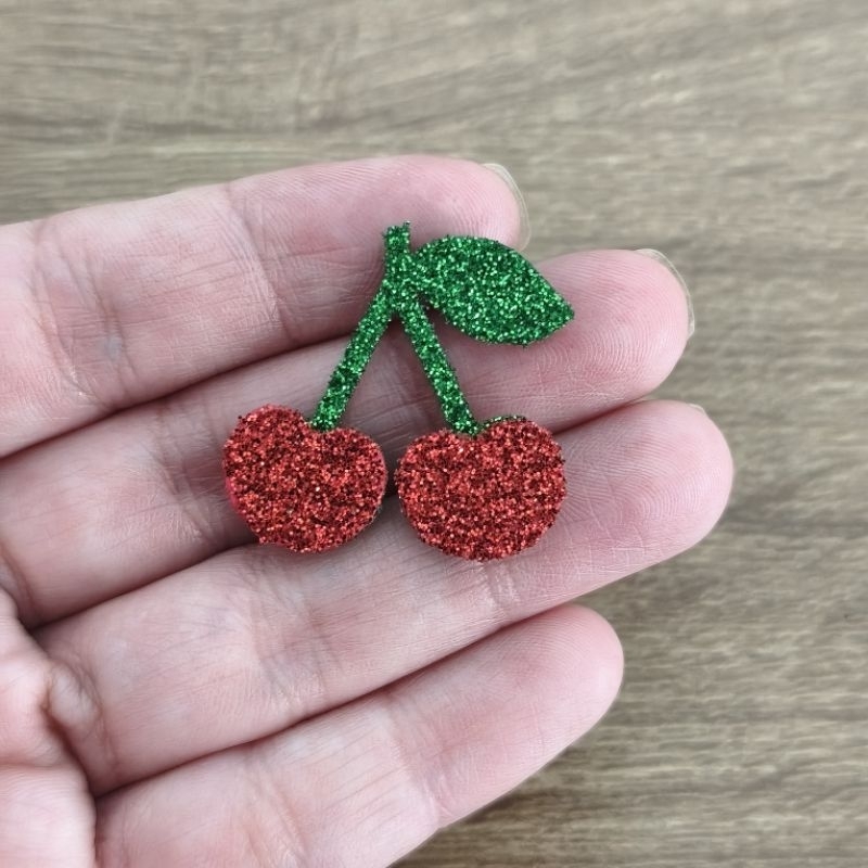 Aplique EVA Cereja 3x3cm – Decoração Festa Infantil, Bolo Fake, Artesanato e Recursos Pedagógicos