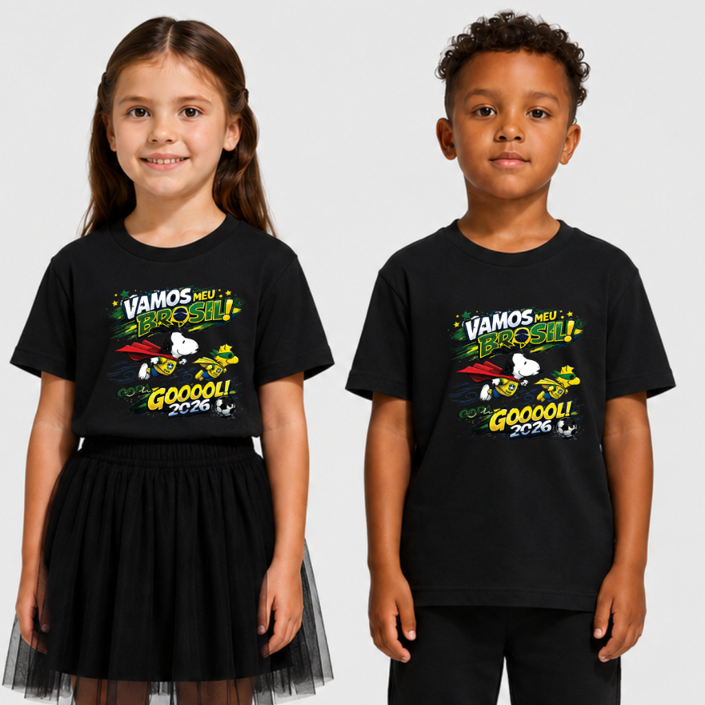 Camisa Infantil Brasil Snoopy 02 - Copa do Mundo Unissex  Algodão 30.1 - Camiseta Manga Curta Futebol