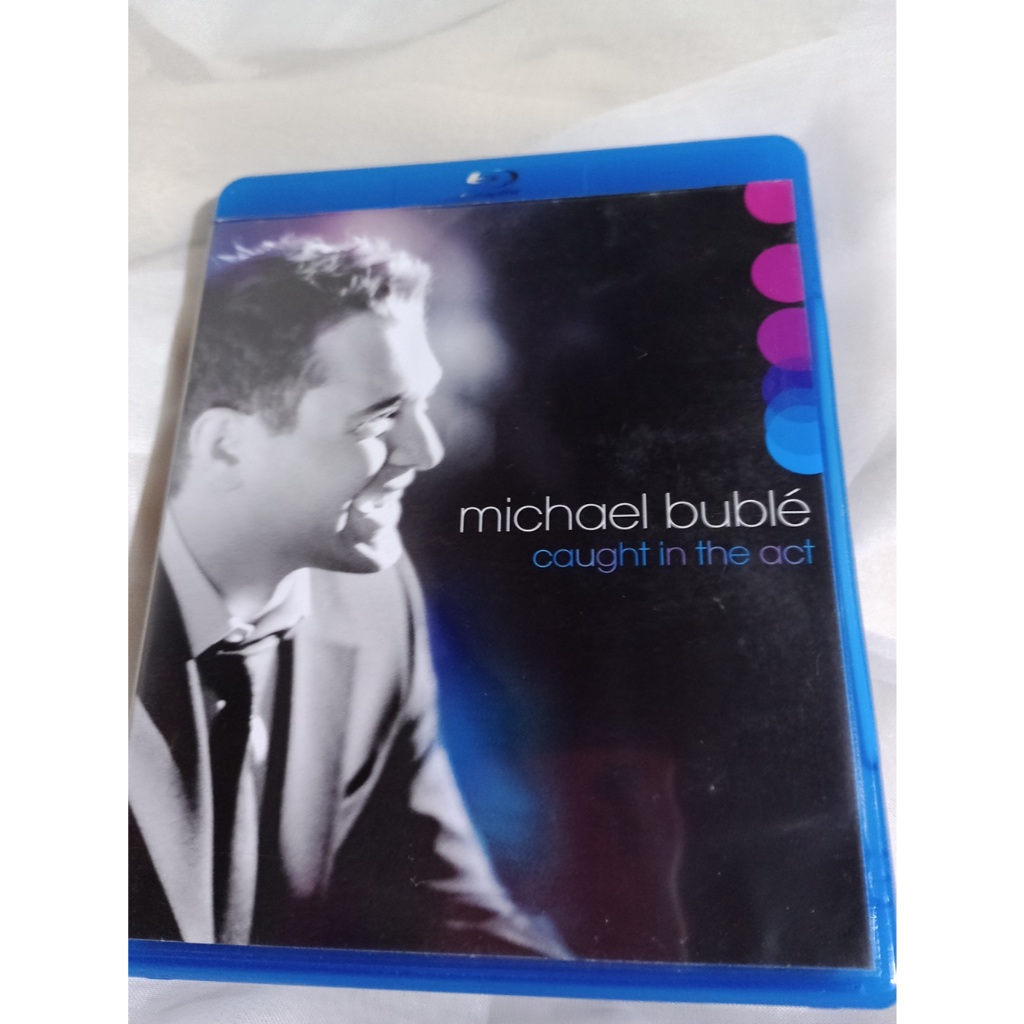 Bluray Michael BuBlé Caught in the act 2005 / Ler Descrição