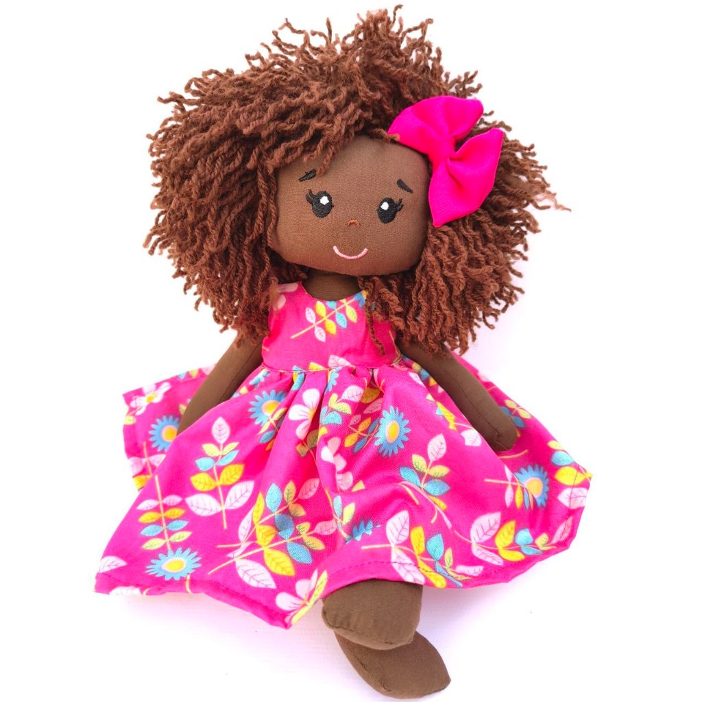 Boneca de pano artesanal 35cm para decorar, brincar, aniversário roupa removível