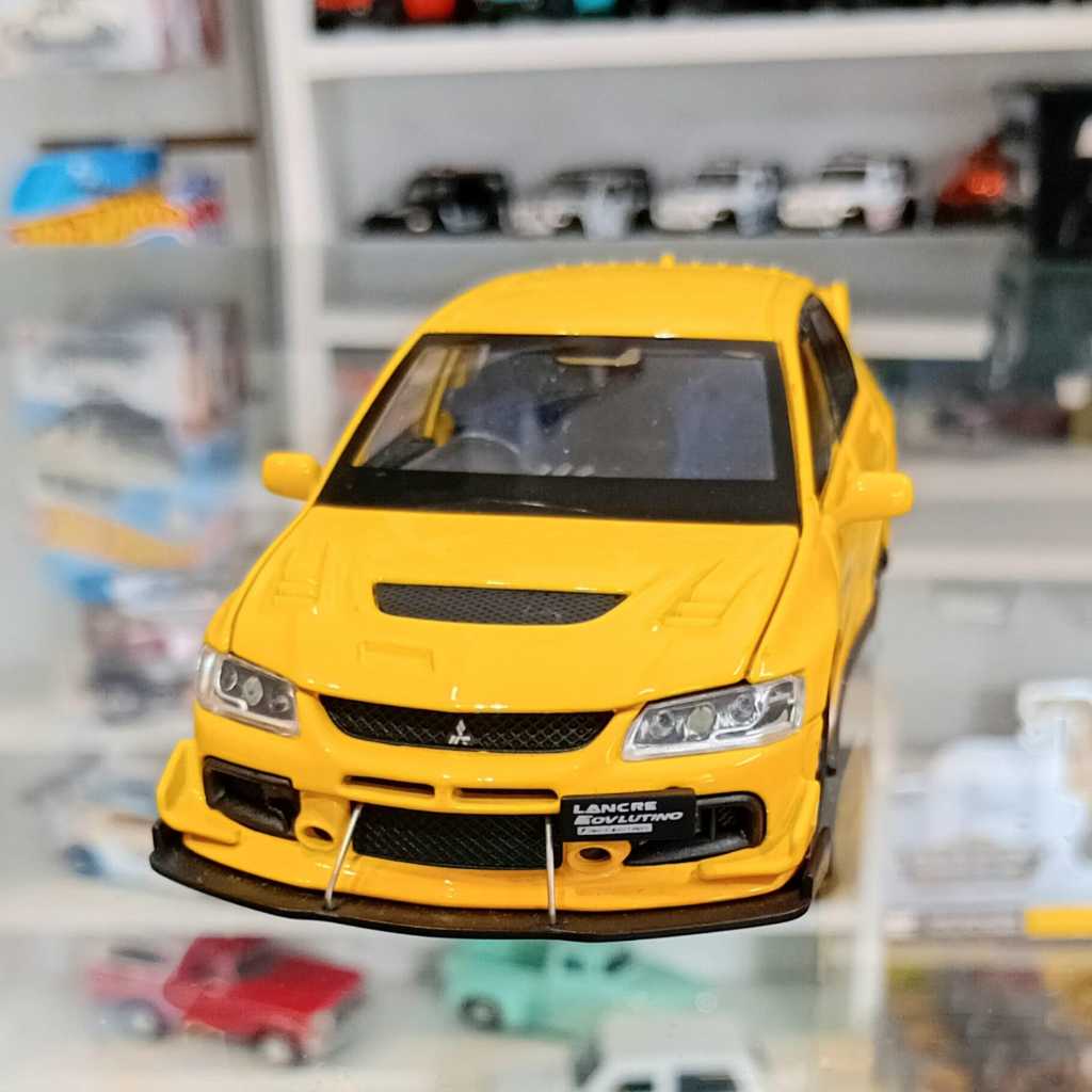 Miniatura Mitsubishi Lancer EVO IV 1:32 metal Diecast colecionável