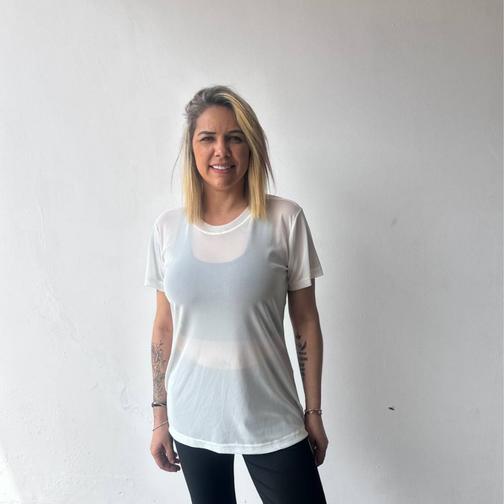 Blusa fitness feminina de tule transparente ,camisão fitness para treino na academia.
