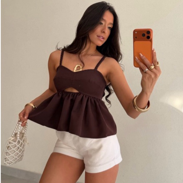 Blusa feminina | Batinha Feminina em Alfaiataria com Alça Trançada