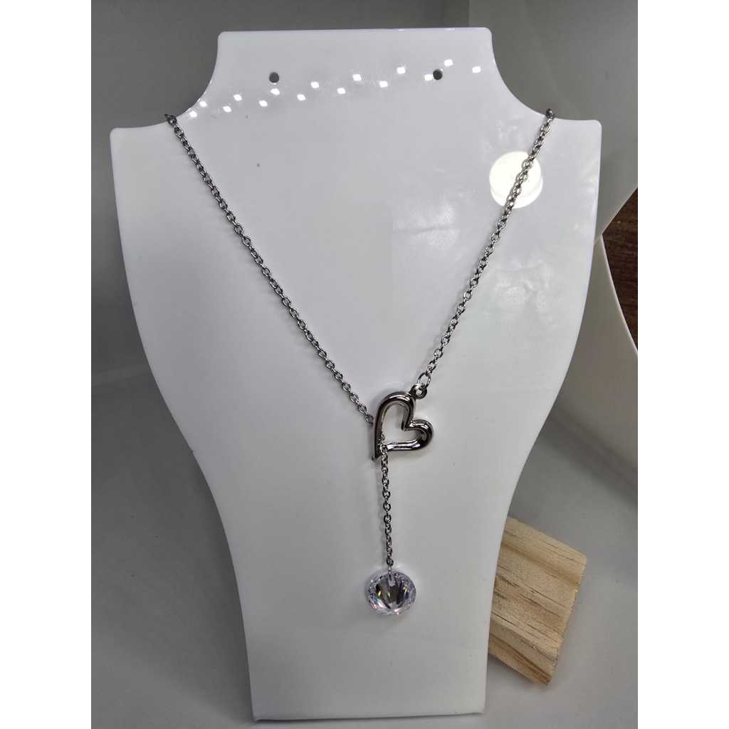 COLAR GRAVATINHA CORAÇÃO COM PONTO DE LUZ EM AÇO INOX | COLAR FEMININO