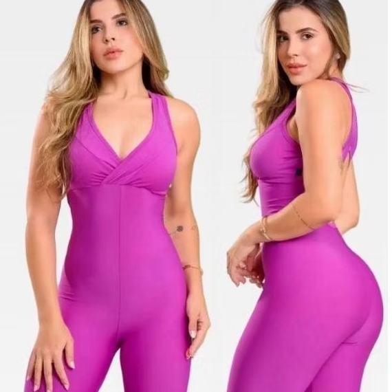 Macacão comprido suplex Premium feminino zero transparência com bojo removível ideal para academia fitnes confortável.