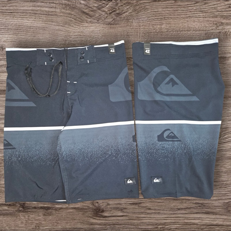 Bermuda Surf masculina estampada no tecido elastano