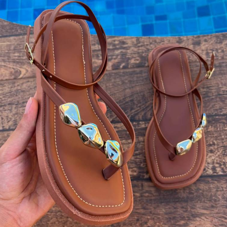 Sandália Feminina Flatform Aurora Tiras Finas Detalhe Dourado Confortável Casual