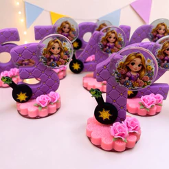 Vela de Biscuit Princesa Rapunzel - Enroladoss - PRONTA ENTREGA