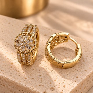 Brinco Argola Dourada Mandala Imperial Cravejada com Zircônias