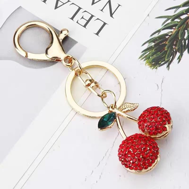 Chaveiro De Ferro Com Strass.CORES SORTIDOS