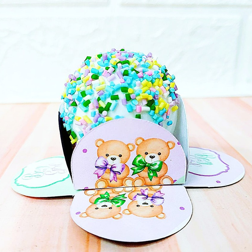 Forminhas Personalizada Chá Revelação Verde e Lilás Forma de Brigadeiro de Aniversário