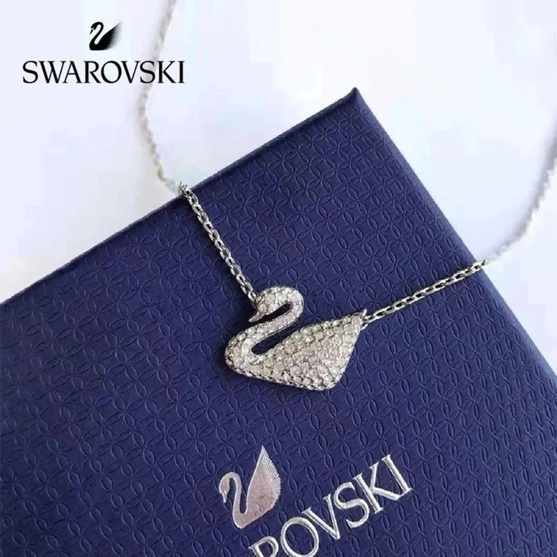 CONJUNTO CISNE SWAROVSK COLAR E BRINCOS CRAVEJADOS ZIRCÔNIA FOLHEADOS A OURO BRANCO E DOURADO + EMBALAGEM DA MARCA em Oferta na Shopee