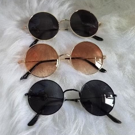 ÓCULOS DE SOL REDONDO METAL RETRÔ MODA 2026 FASHION INFLUENCERS E FAMOSOS ESTILOSOS