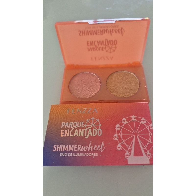 Duo de Iluminador make up fenzza + lápis delineador preto