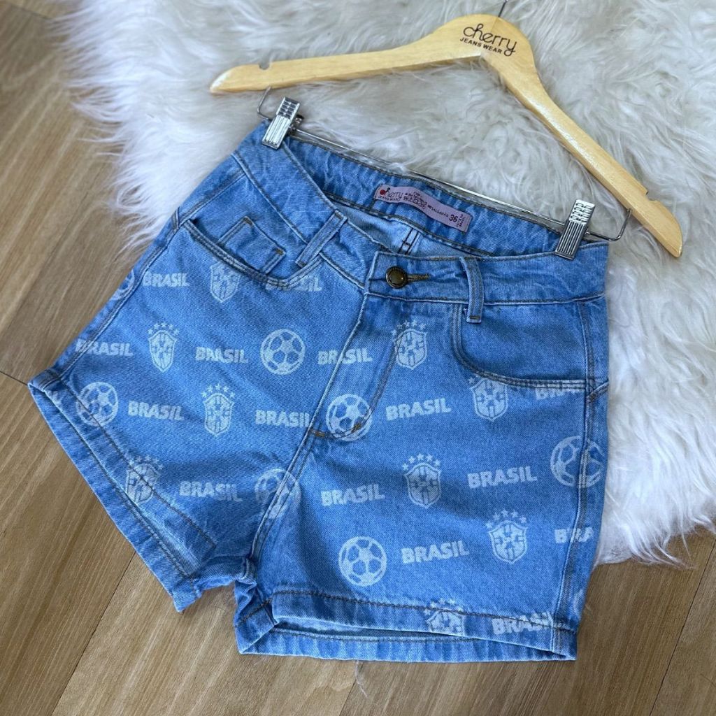Short Jeans Feminino Copa do Mundo Cintura Alta Casual Seleção Brasileira Sem Elastano 100% Algodão Look Torcida Brasil