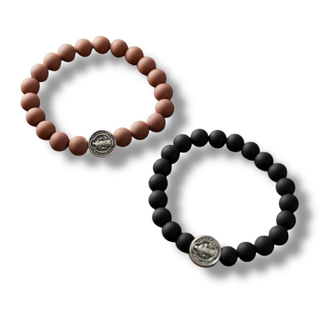 Pulseira São Bento Masculina Feminina Em Pérola Fosca Religiosa Medalha Sao Bento