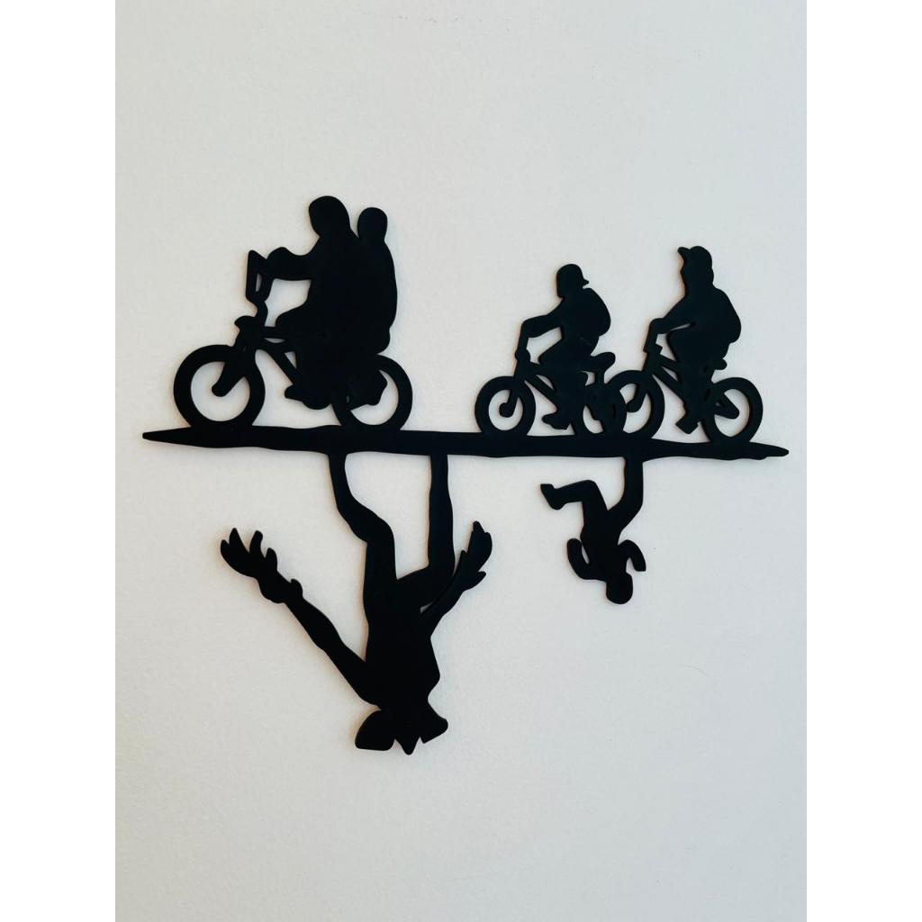 Quadro Decorativo Stranger Things em MDF Preto Decoração