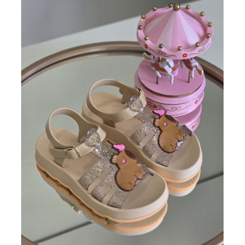 SANDÁLIA INFANTIL/JUVENIL FEMININA CAPIVARA PASSEIO CONFORTÁVEL em Oferta na Shopee