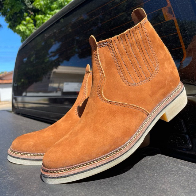 Bota Masculina no Couro Legitimo Sola de Borracha Costurada Botina para Uso Casual e Resistente para Trabalho
