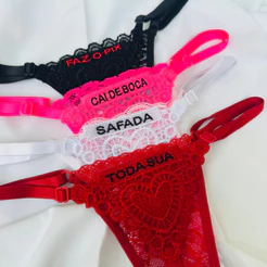 Calcinha Frase Palavra Bordado Sexy Fio Dental Tule Ousada Picante Várias Cores
