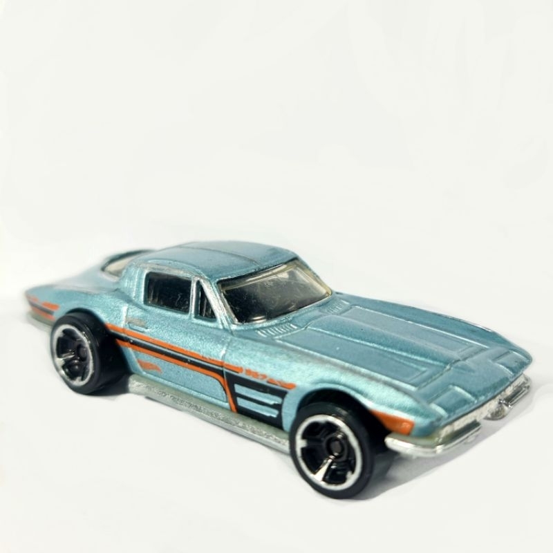 Hot Wheels 64 CORVETTE STING RAY ANTIGO MUSCLE CAR 2013 LOOSE