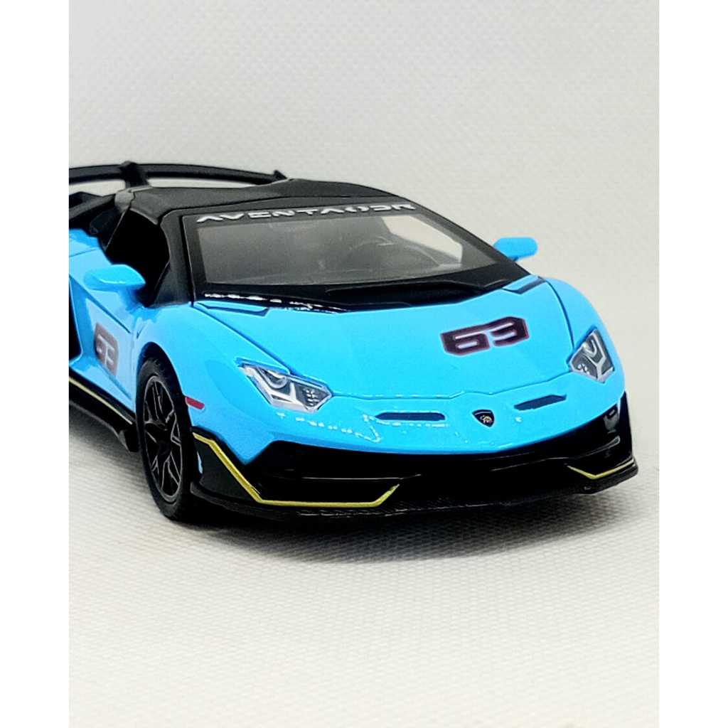 Miniatura  Lamborguini Aventador  1:30 metal Diecast colecionável