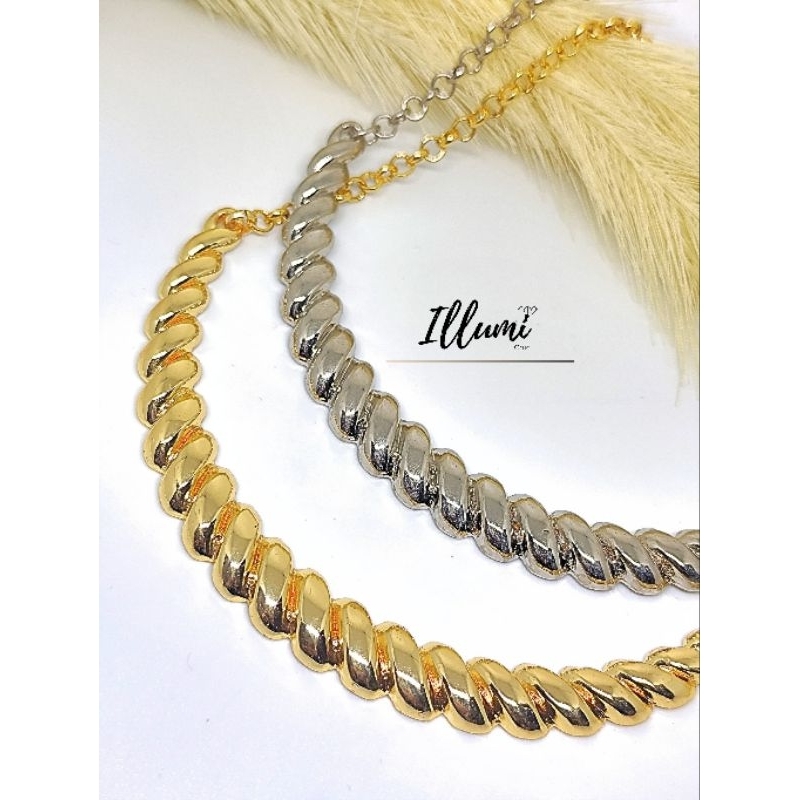 Choker aro rígido Formato de Gomos FOLHEADO ✨  Banho verniz cataforético ✨ Prata ou dourado